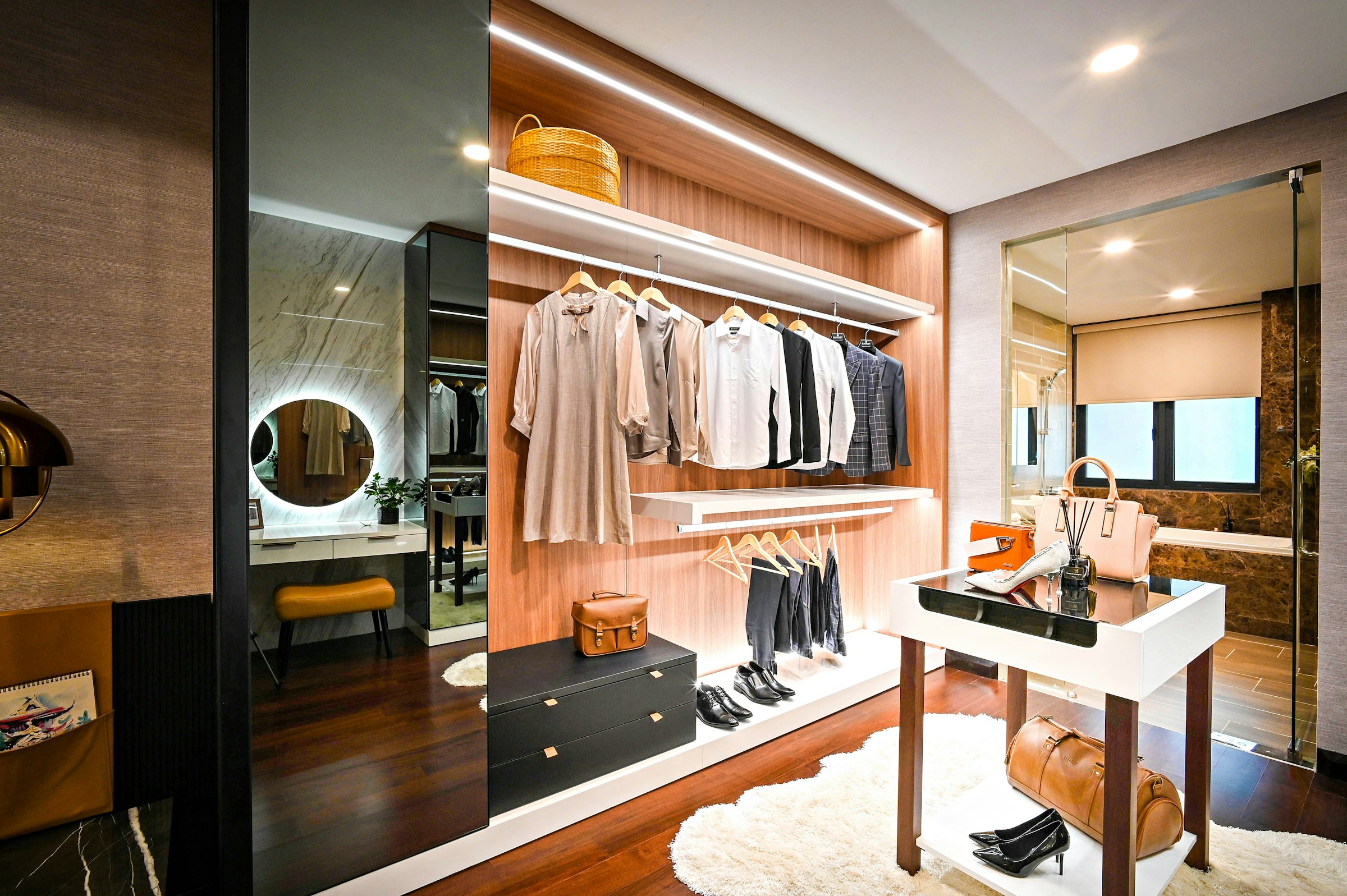 master suite with beige color schemes